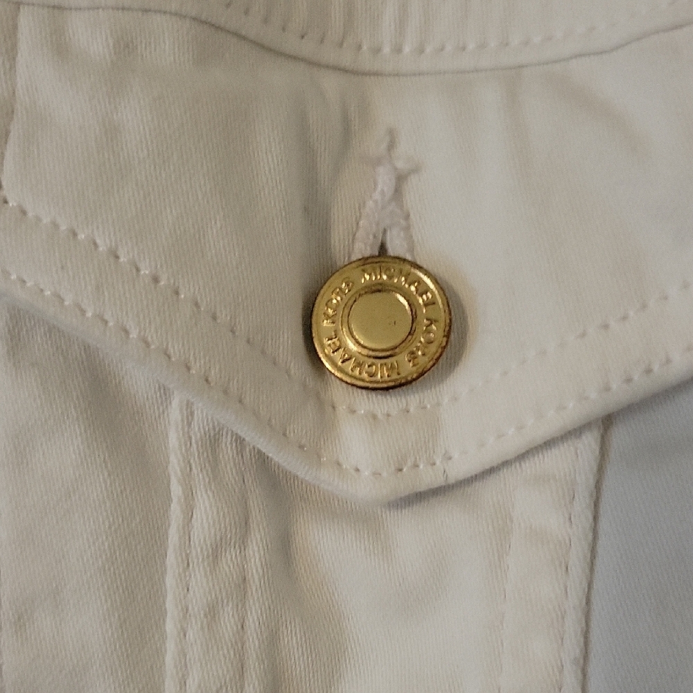 Michael Kors White Cropped Denim Jacket Gold Buttons Size Large - Picture 3 of 6